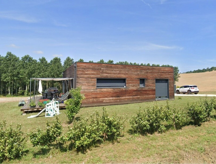 Photo: Chantier maison ossature bois avec terrasse - Comparin