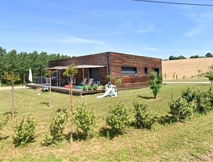 Photo: Chantier maison ossature bois avec terrasse - Comparin