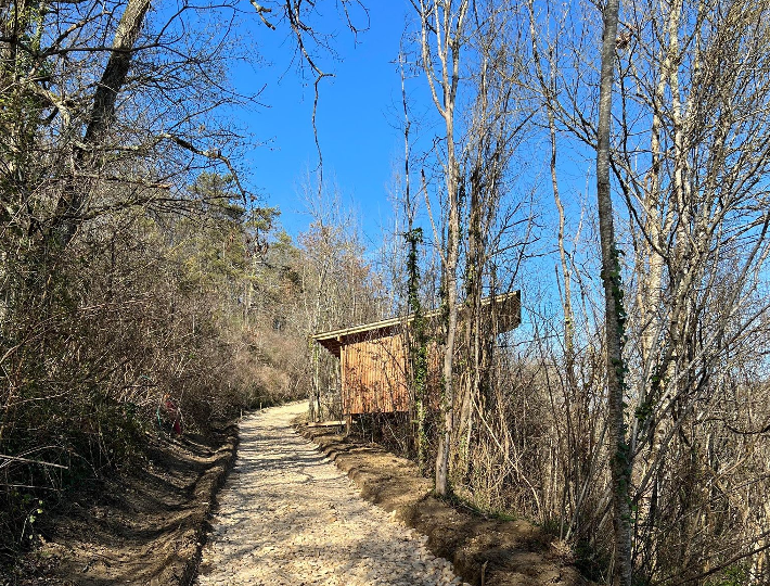 Photo: Entreprise Comparin - Lodges ossature bois Lot et Garonne