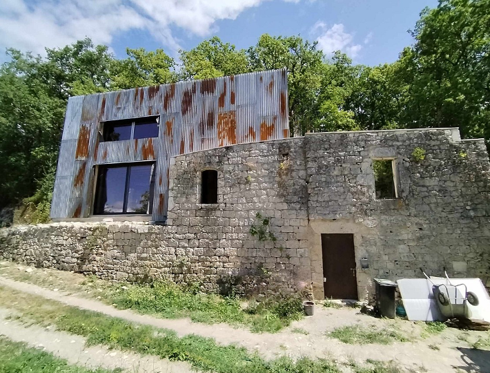 Photo: Comparin réalise vos projets atypiques de maison ossature bois